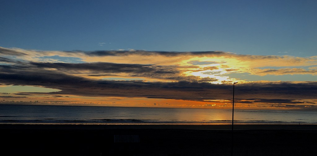 This image has an empty alt attribute; its file name is sunrise.jpg